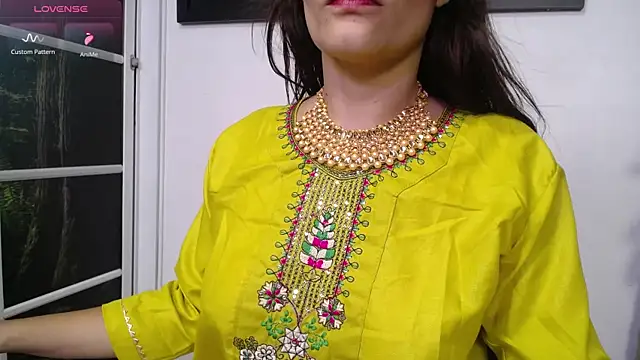 Snapshot of shantala_krisha chatting on April 5, 2026, 12:45 pm shantala krisha online show from April 5, 2026, 12:45 pm