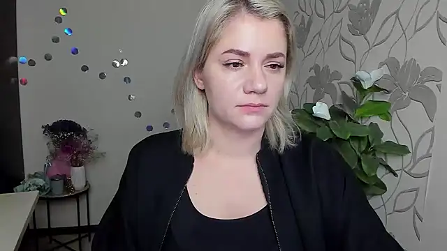 MariaSttone online show from December 20, 2025, 11:51 pm