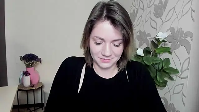 MariaSttone online show from March 6, 2025, 5:00 pm
