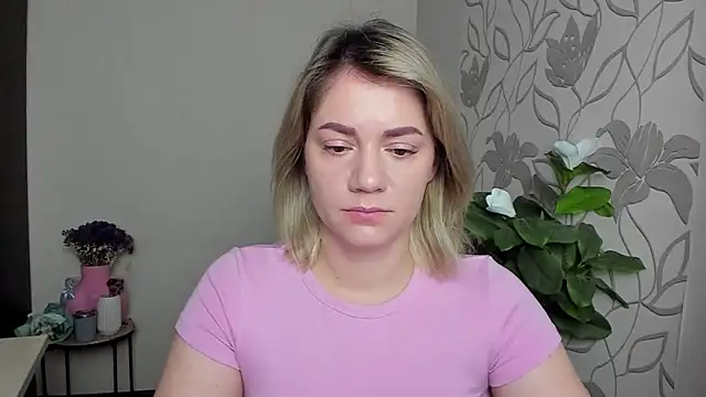 MariaSttone online show from October 29, 2025, 9:30 am