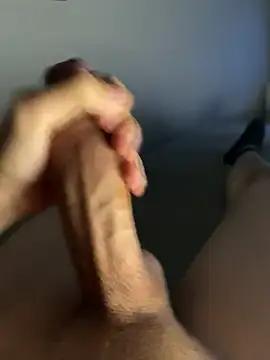 Snapshot of biggblck18 chatting on February 18, 2026, 10:50 pm biggblck18 online show from February 18, 2026, 10:50 pm