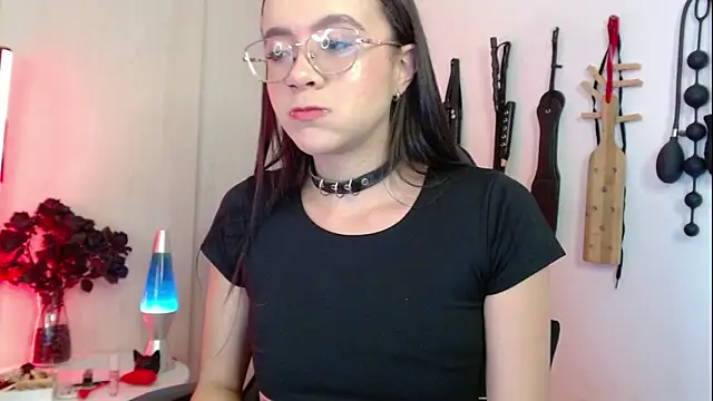 Snapshot of Alisson_Beckett chatting on April 11, 2026, 11:30 pm Alisson Beckett online show from April 11, 2026, 11:30 pm