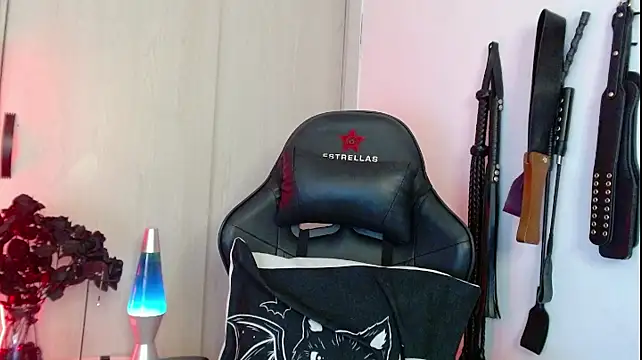 Snapshot of Alisson_Beckett chatting on March 24, 2026, 11:38 pm Alisson Beckett online show from March 24, 2026, 11:38 pm