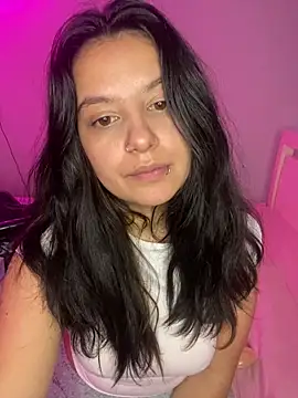 Snapshot of Mariasool chatting on December 5, 2024, 9:44 am Mariasool online show from December 5, 2024, 9:44 am