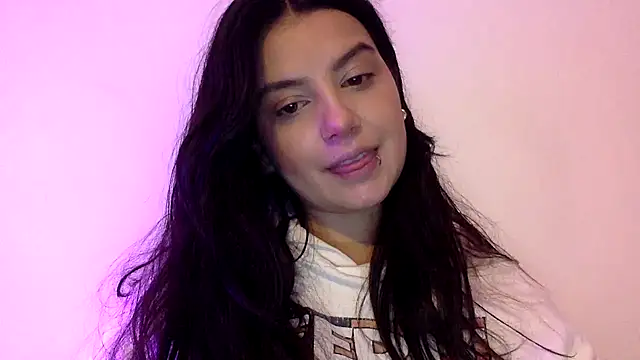 Snapshot of Mariasool chatting on January 28, 2025, 5:43 am Mariasool online show from January 28, 2025, 5:43 am