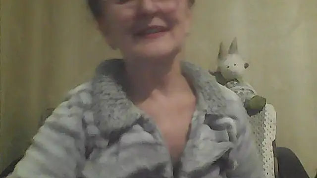 TanyaSweet634 online show from December 18, 2025, 7:02 am