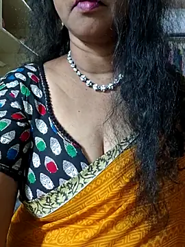 Snapshot of Bangarupapa chatting on March 18, 2026, 5:25 pm Bangarupapa online show from March 18, 2026, 5:25 pm