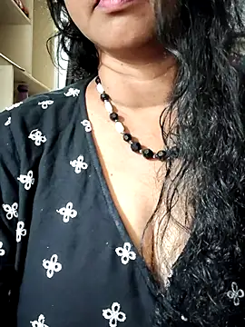 Snapshot of Bangarupapa chatting on March 9, 2026, 5:44 am Bangarupapa online show from March 9, 2026, 5:44 am