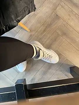 FeetVibe online show from January 14, 2026, 7:34 am