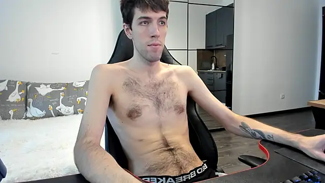 Snapshot of White_Dylan chatting on November 21, 2025, 8:35 am White Dylan online show from November 21, 2025, 8:35 am