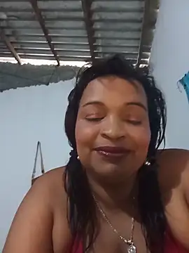 Snapshot of _violetta_- chatting on June 4, 2026, 1:16 pm violetta - online show from June 4, 2026, 1:16 pm