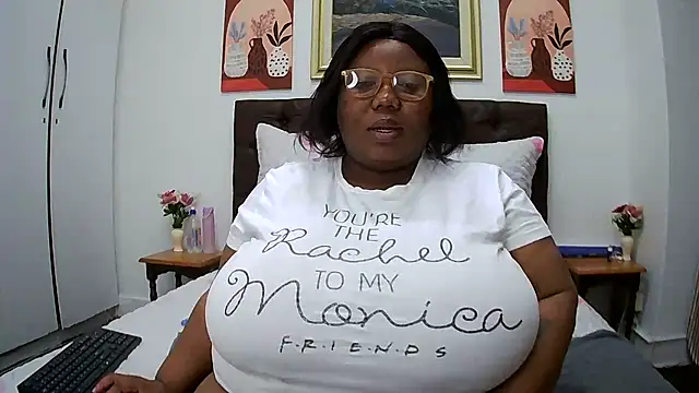 Snapshot of DAIRYBELLELIZxx chatting on July 1, 2026, 8:20 pm DAIRYBELLELIZxx online show from July 1, 2026, 8:20 pm