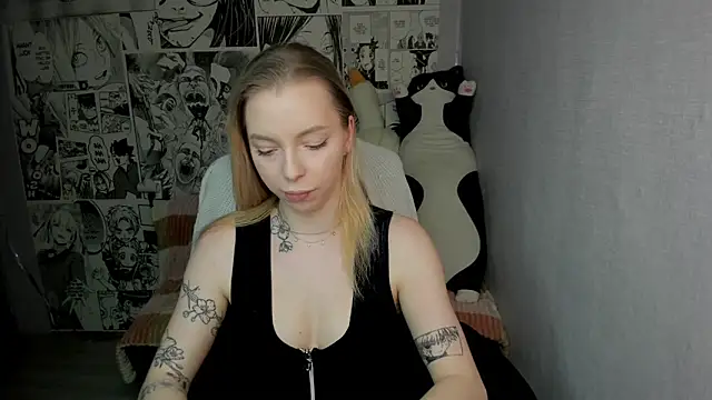 Martha Cameron online show from February 4, 2025, 3:00 am