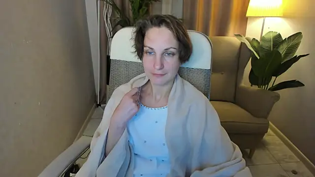 AuroraScript online show from April 7, 2026, 3:25 pm