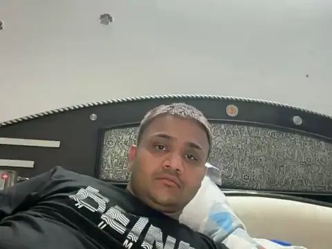 Snapshot of Rhythm_Rhyme chatting on October 31, 2025, 1:41 pm Rhythm Rhyme online show from October 31, 2025, 1:41 pm