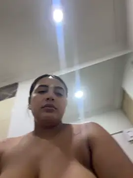 Snapshot of julietha_taylor chatting on June 13, 2026, 3:37 am julietha taylor online show from June 13, 2026, 3:37 am