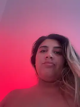Snapshot of julietha_taylor chatting on June 6, 2026, 12:10 pm julietha taylor online show from June 6, 2026, 12:10 pm