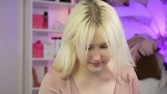 tiffannyjons online show from April 29, 2026, 6:14 pm