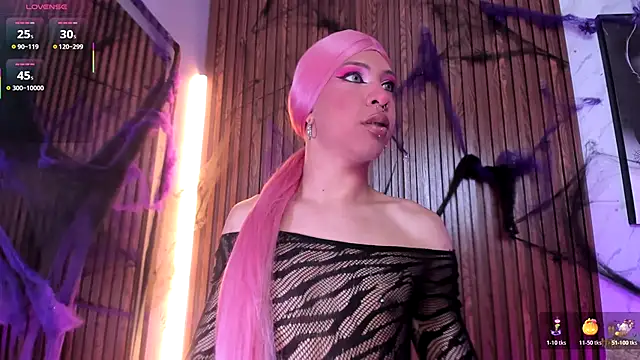 Snapshot of AndyBlake_ chatting on October 22, 2025, 3:06 am AndyBlake online show from October 22, 2025, 3:06 am