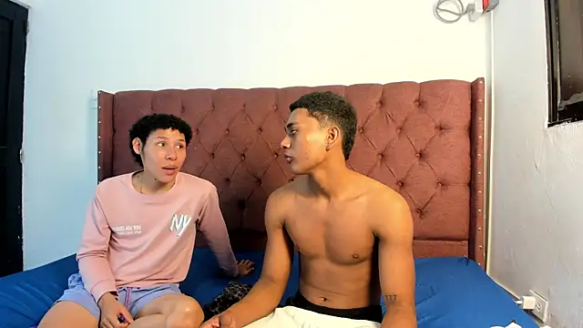 boys yourparty online show from December 5, 2025, 1:21 pm