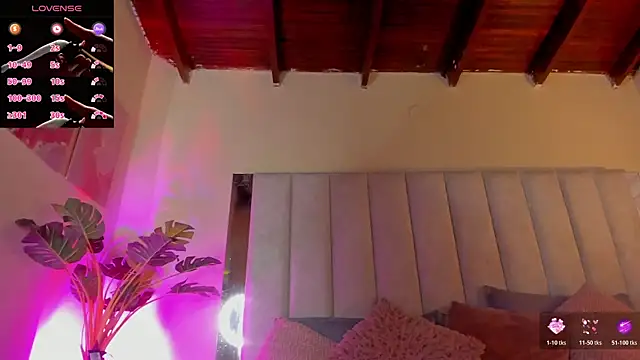 lil hanna18 online show from November 10, 2025, 7:41 pm