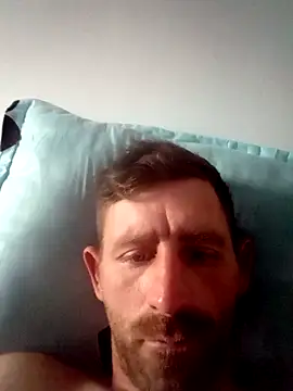 benalexa1992 online show from April 28, 2026, 4:33 pm