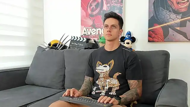 JeanBroc online show from October 30, 2025, 8:06 pm