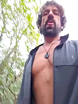 Snapshot of sinful_silvio chatting on December 16, 2024, 9:31 pm sinful silvio online show from December 16, 2024, 9:31 pm