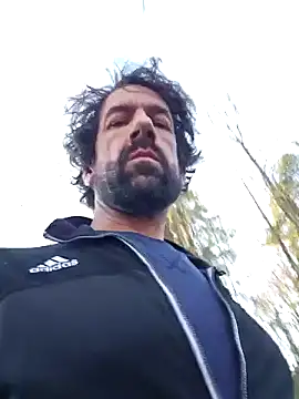 Snapshot of sinful_silvio chatting on December 30, 2024, 9:19 pm sinful silvio online show from December 30, 2024, 9:19 pm