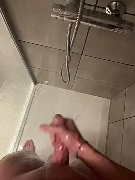 LucianoRixo1 online show from February 19, 2026, 1:35 am