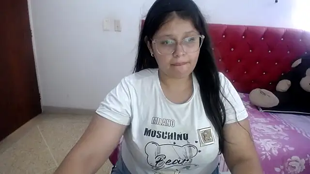 Snapshot of angel_barbie_1 chatting on June 19, 2026, 2:56 pm angel barbie 1 online show from June 19, 2026, 2:56 pm