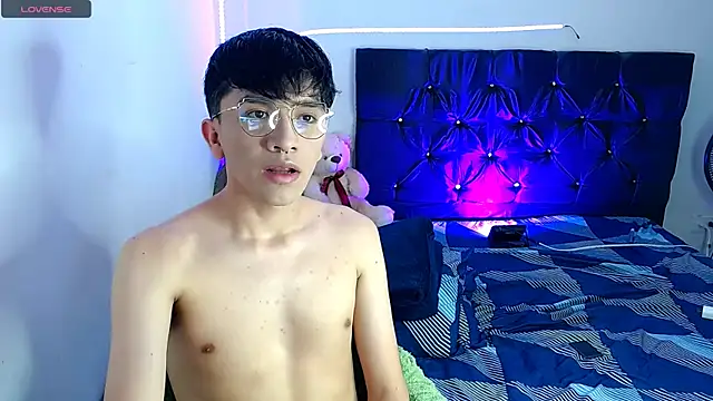 benji hoter online show from November 23, 2025, 1:21 pm