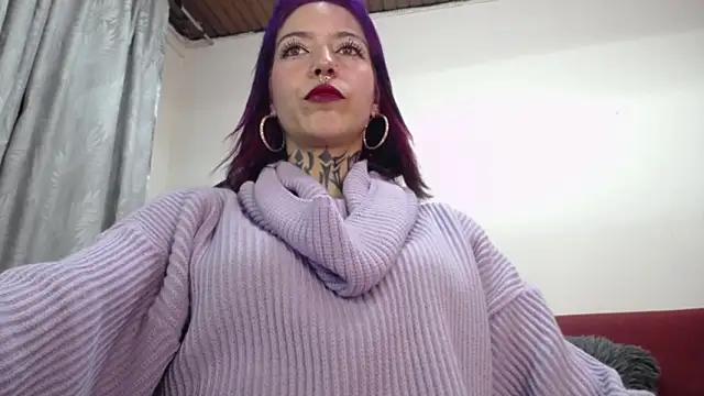 Scarllett BDSM online show from April 10, 2026, 5:58 am