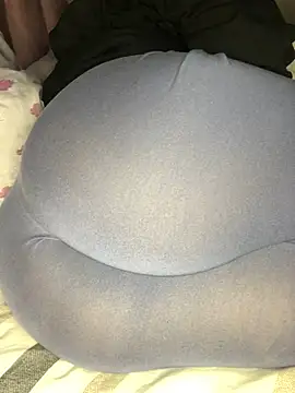 Snapshot of Sexyass242 chatting on May 6, 2026, 6:23 pm Sexyass242 online show from May 6, 2026, 6:23 pm