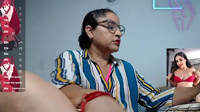 Snapshot of Yaya____11 chatting on March 16, 2026, 8:55 pm Yaya 11 online show from March 16, 2026, 8:55 pm