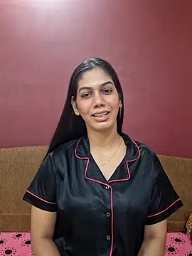 Snapshot of Garima_G chatting on November 23, 2025, 5:34 pm Garima G online show from November 23, 2025, 5:34 pm