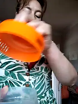 Snapshot of sussy_185 chatting on February 7, 2025, 3:19 pm sussy 185 online show from February 7, 2025, 3:19 pm