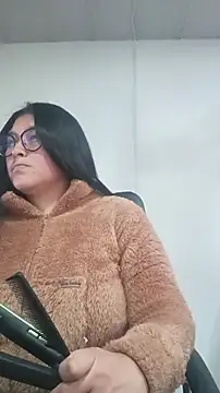 lorymoon online show from December 20, 2025, 6:16 am