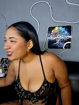 Snapshot of Laurentdupont04 chatting on June 23, 2026, 12:14 pm Laurentdupont04 online show from June 23, 2026, 12:14 pm