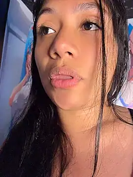 Im Little online show from July 29, 2026, 3:17 am