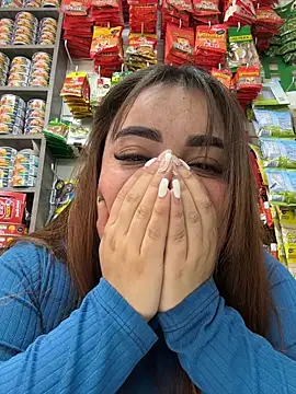 Snapshot of Tatiana_O chatting on November 4, 2025, 2:10 pm Tatiana O online show from November 4, 2025, 2:10 pm