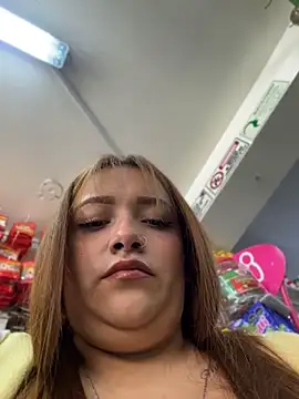 Snapshot of Tatiana_O chatting on July 14, 2026, 6:03 pm Tatiana O online show from July 14, 2026, 6:03 pm