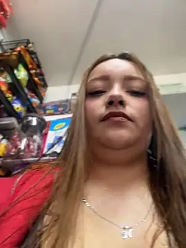 Snapshot of Tatiana_O chatting on August 5, 2026, 3:06 pm Tatiana O online show from August 5, 2026, 3:06 pm