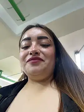 Snapshot of Tatiana_O chatting on November 17, 2025, 3:05 pm Tatiana O online show from November 17, 2025, 3:05 pm