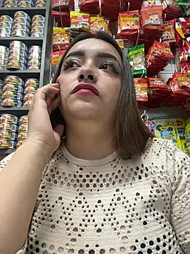 Snapshot of Tatiana_O chatting on December 13, 2025, 8:04 pm Tatiana O online show from December 13, 2025, 8:04 pm