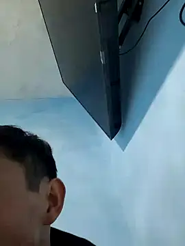 charlesss19 online show from February 3, 2026, 1:27 am