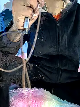 charlesss19 online show from December 3, 2025, 5:30 am