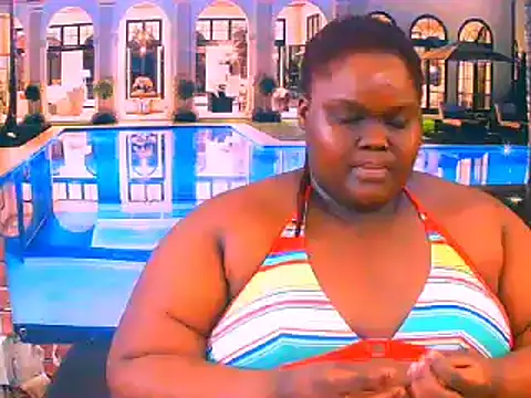Snapshot of EbonyHotBuns chatting on July 25, 2026, 6:36 pm EbonyHotBuns online show from July 25, 2026, 6:36 pm