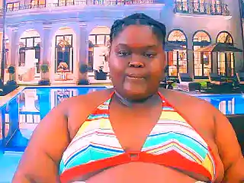 Snapshot of EbonyHotBuns chatting on June 24, 2026, 7:01 pm EbonyHotBuns online show from June 24, 2026, 7:01 pm