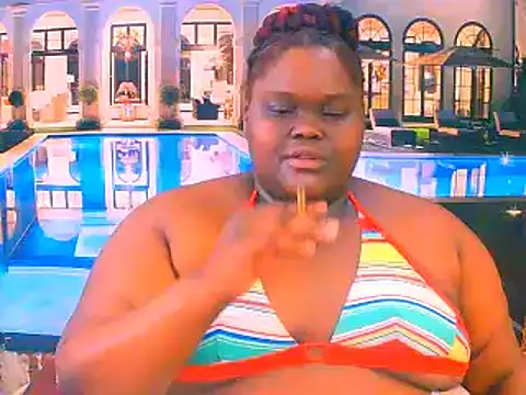 Snapshot of EbonyHotBuns chatting on August 6, 2026, 6:19 am EbonyHotBuns online show from August 6, 2026, 6:19 am